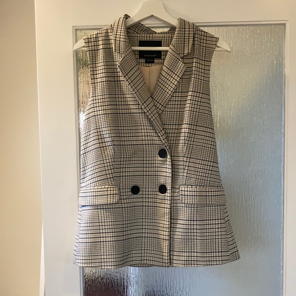 Sanctuary sleeveless plaid blazer